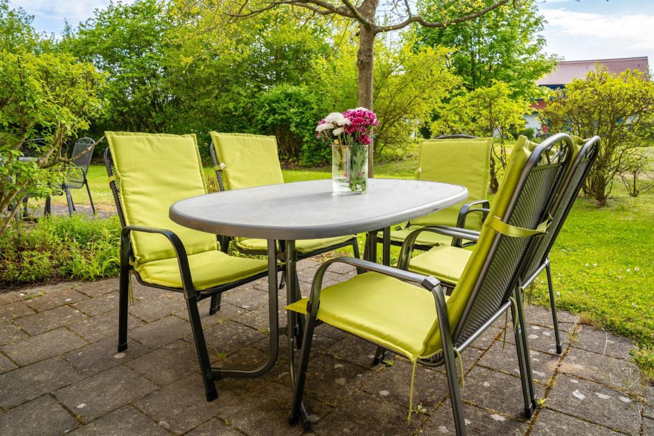 Feriendorf Rugana - Budget Appartement Mit 2 Schlafzimmern Und Terrasse A26 Dranske Zewnętrze zdjęcie